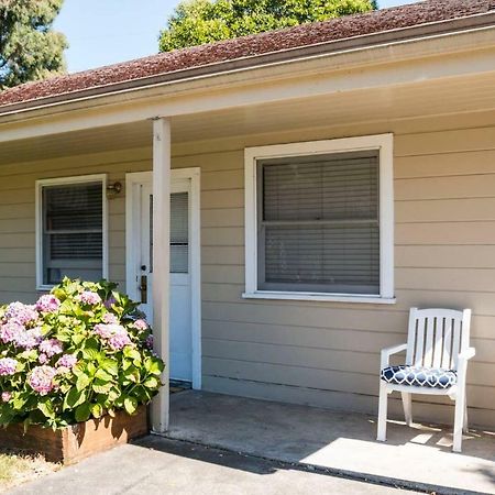 West End Neighborhood Cottage Santa Rosa Εξωτερικό φωτογραφία